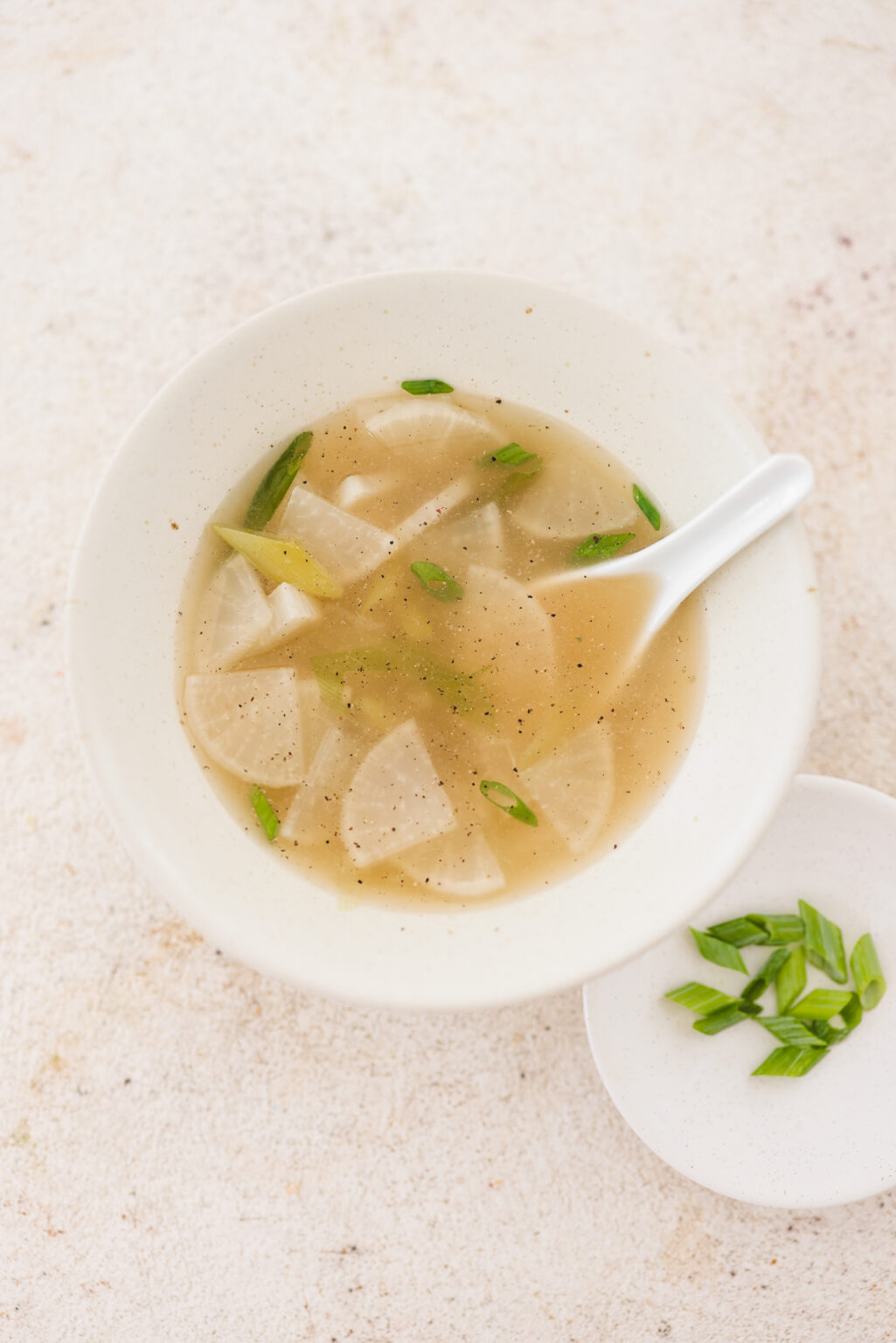 Korean Radish Soup (Mu Guk) | Veggiekins Blog